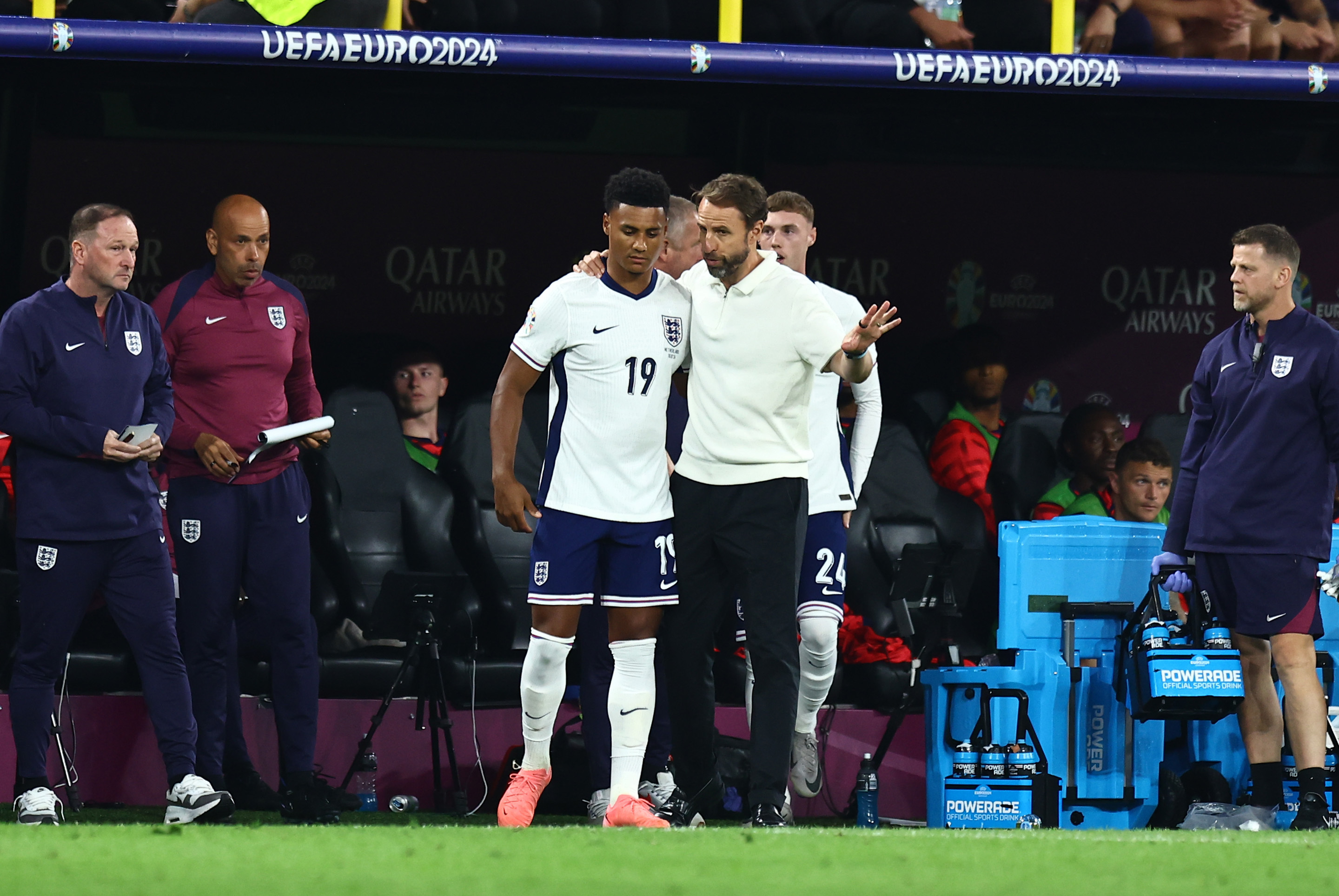 关于今晚体能课后,多特蒙德遗憾出局备战欧联,赛场秩序良好,高层口径保持一致的信息 关于今晚体能课后,多特蒙德遗憾出局备战欧联,赛场秩序良好,高层口径保持一致的信息