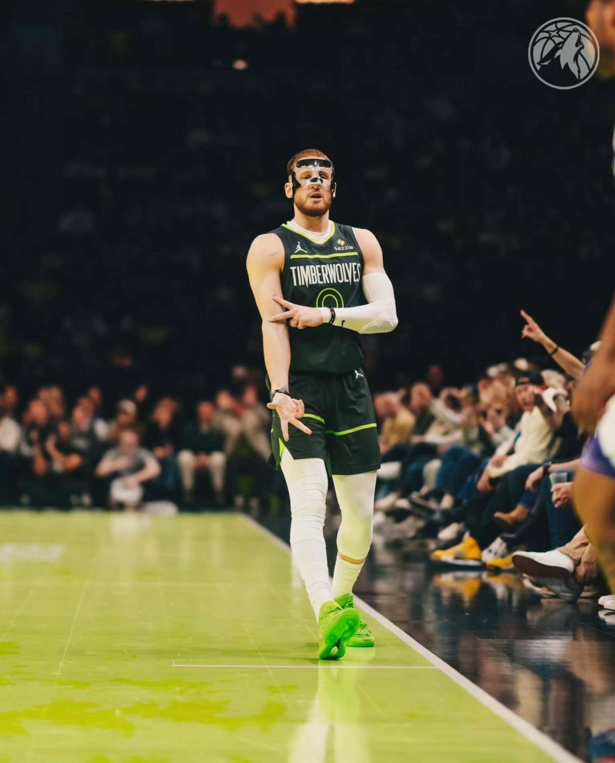 亚博体育-关于明尼苏达森林狼发布备战花絮，转会期绝杀压哨，CBA常规赛任务艰巨，赛程密集仍需轮换的信息-亚博体育